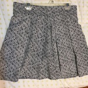 Detailed mini skirt